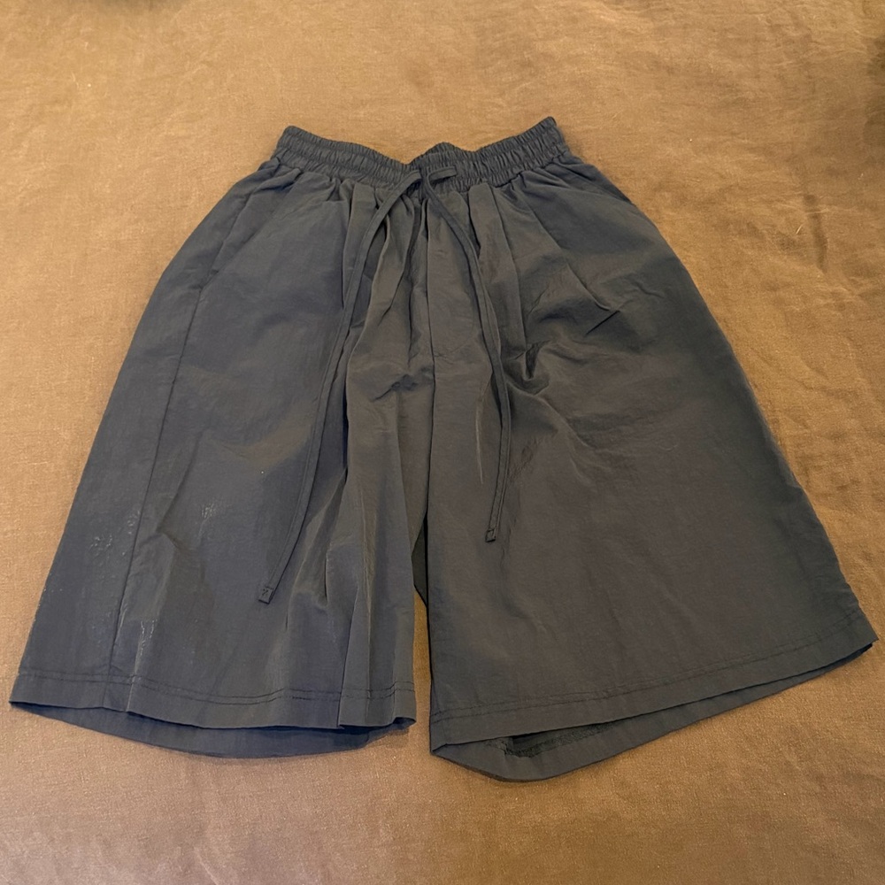 The Frankie Shop Dark Blue Women's Shorts